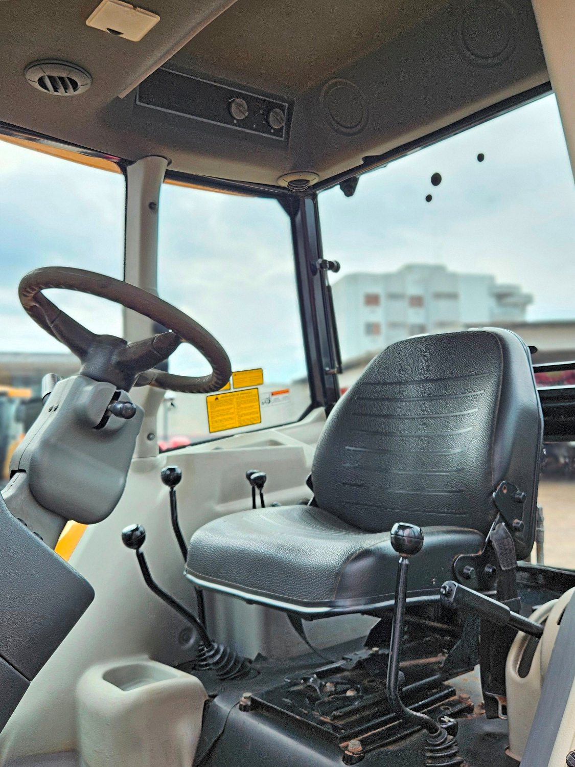 
								A950 Cab. full									