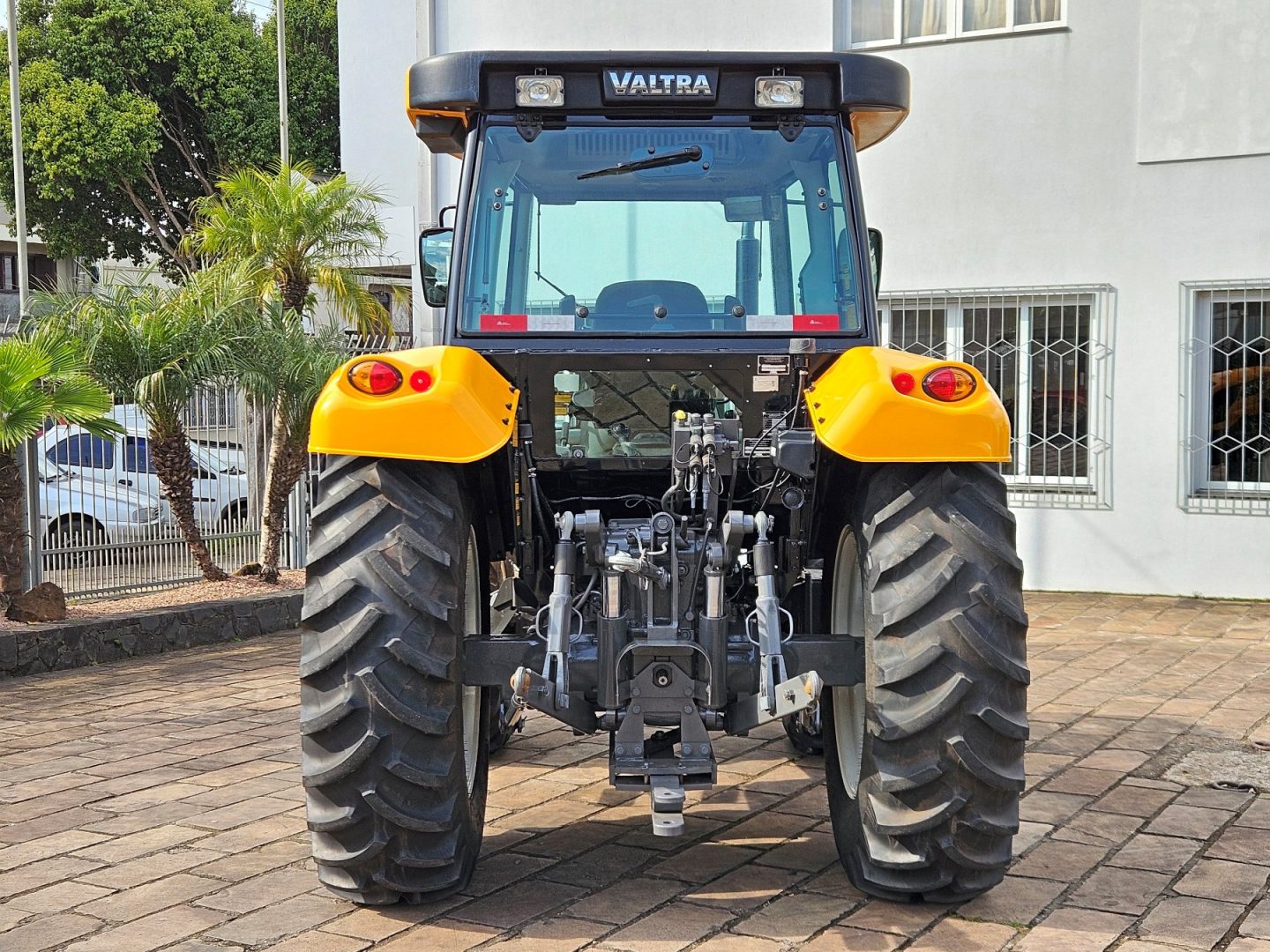 
								Valtra A990R cab. 4×4 full									