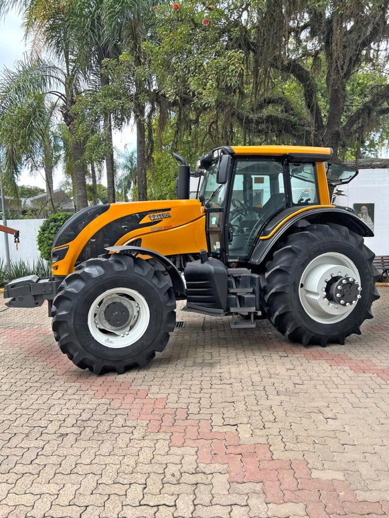Valtra BH 224 Hitech