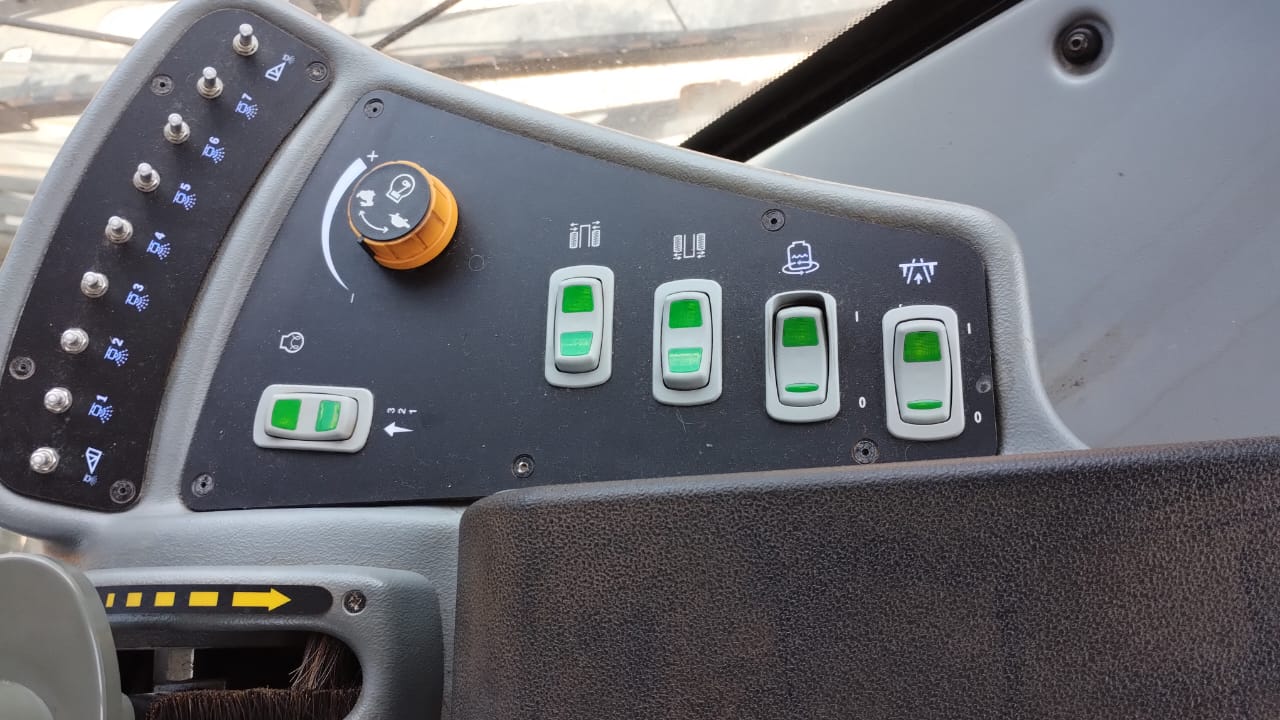 
								Valtra BS2225H Pulverizador full									