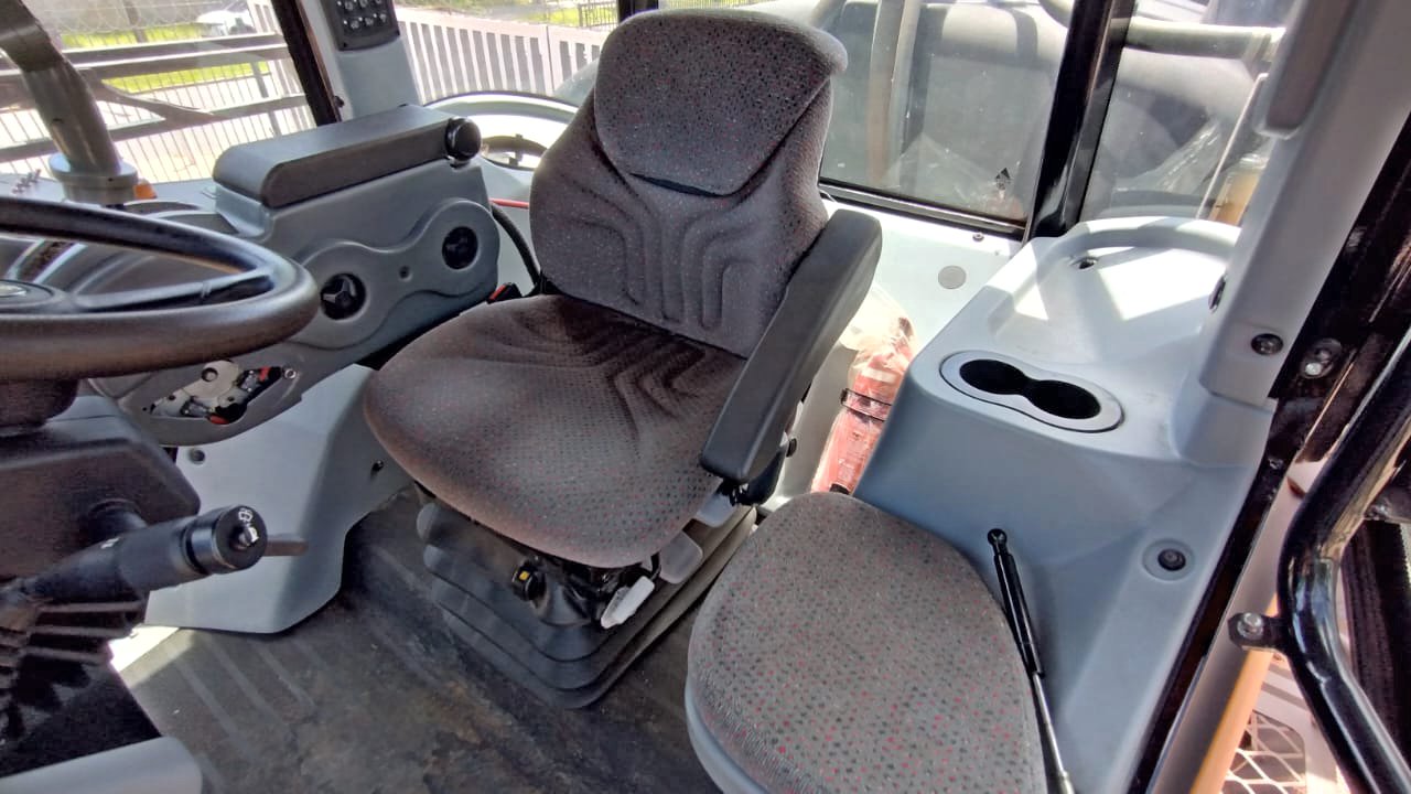 
								Valtra BS2225H Pulverizador full									