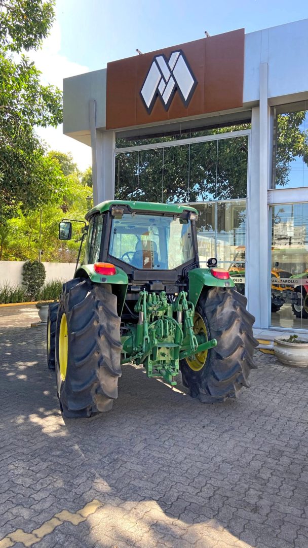 
								John Deere 6125J full									