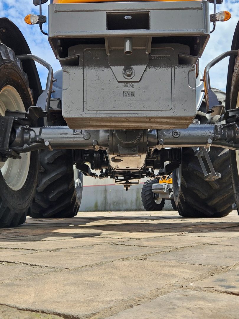 
								Valtra BM115 cab. 2022 full									