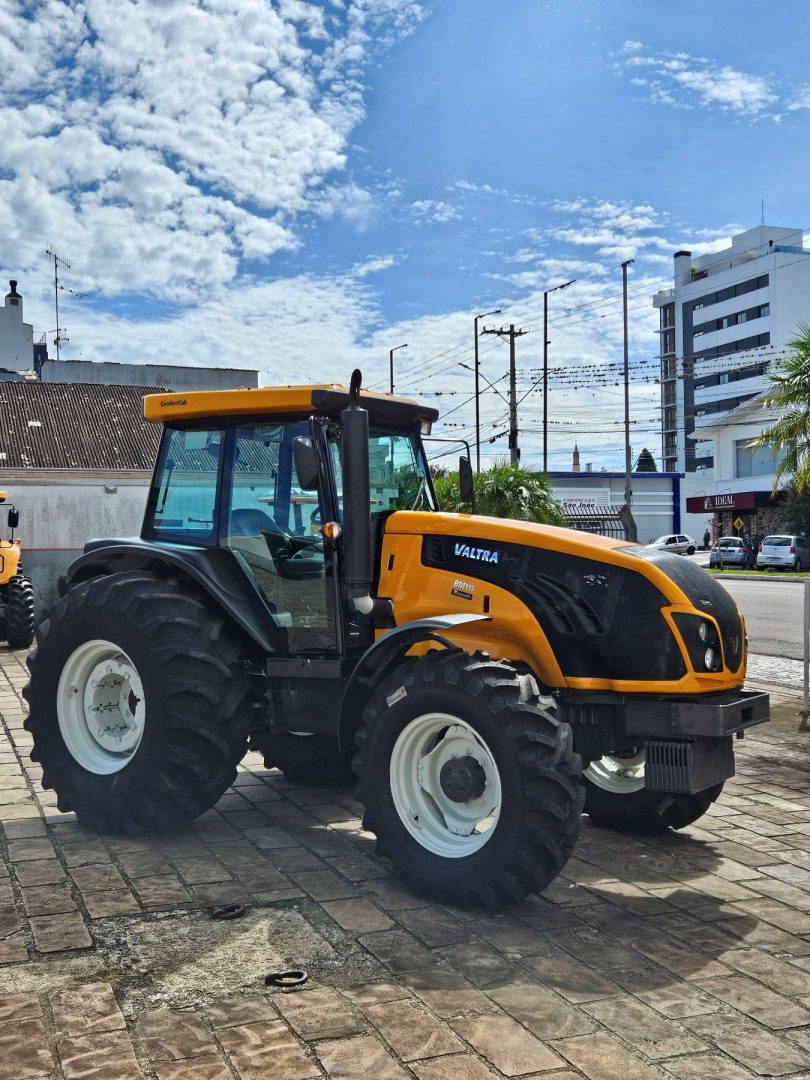 
								Valtra BM115 cab. 2022 full									