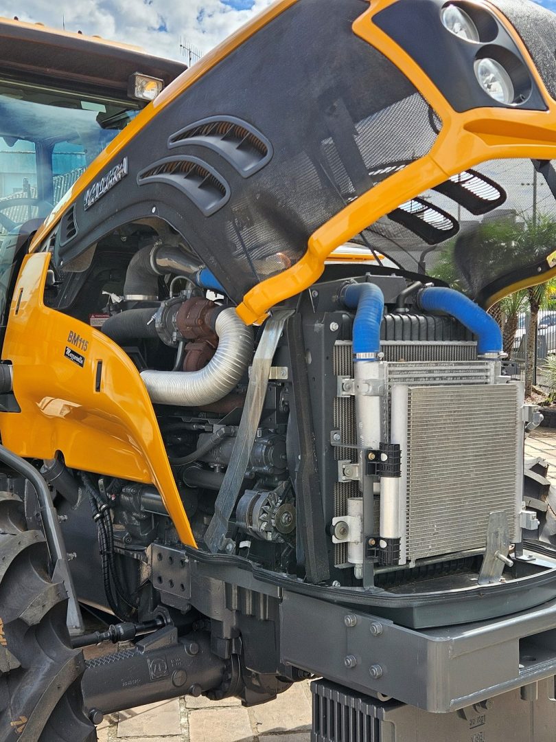 
								Valtra BM115 cab. 2022 full									