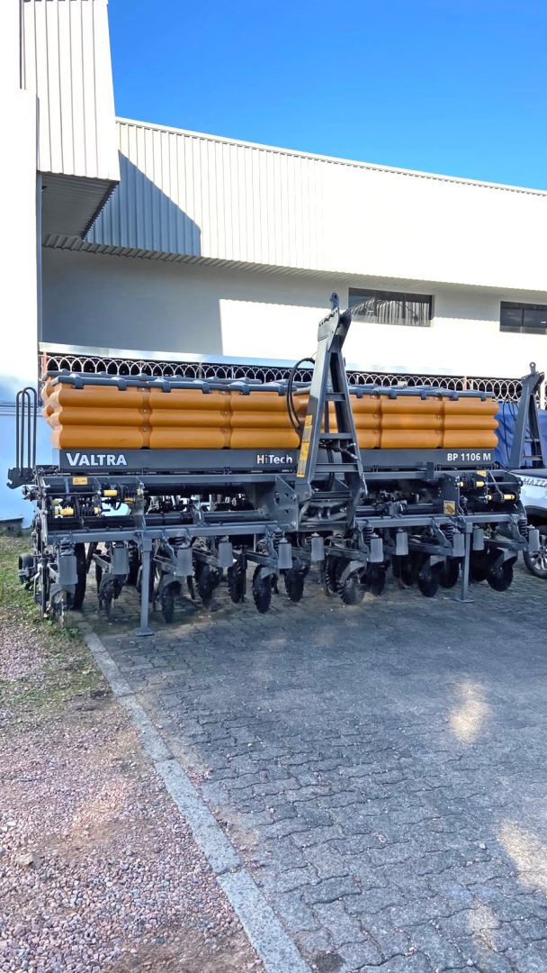 
								Plantadora BP1106M HiTech full									