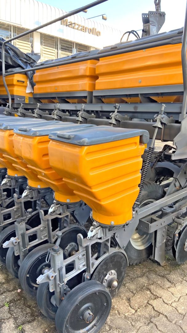 
								Plantadora BP704L Hitech Compact full									
