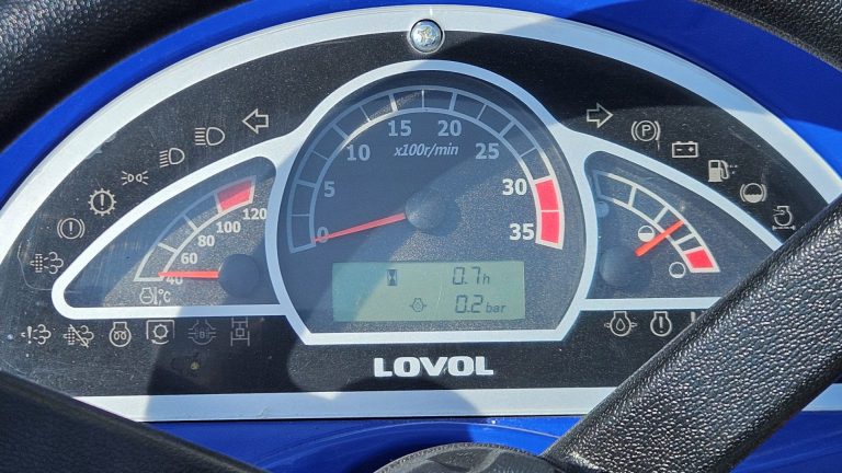 704 (1)