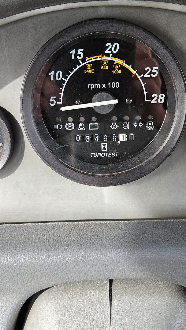 
								Valtra A950 4×4 cab. full									